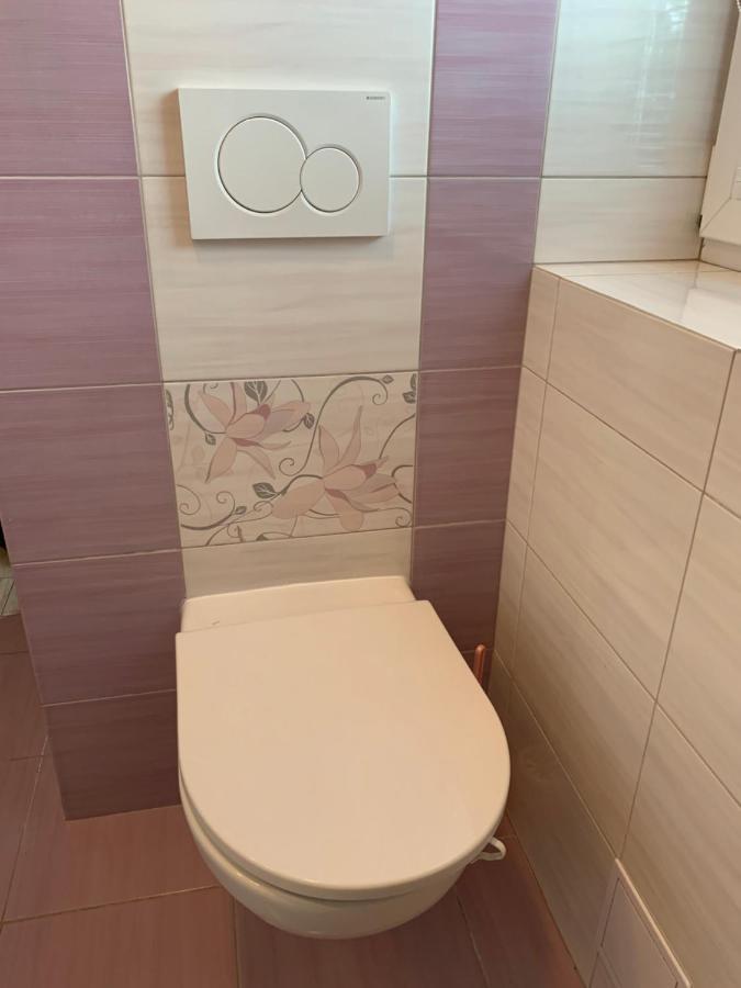 Apartmány Na Rozcestí Lomnice nad Popelkou Esterno foto