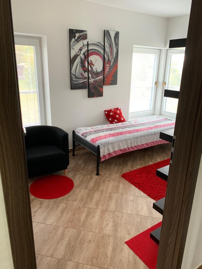 Apartmány Na Rozcestí Lomnice nad Popelkou Esterno foto
