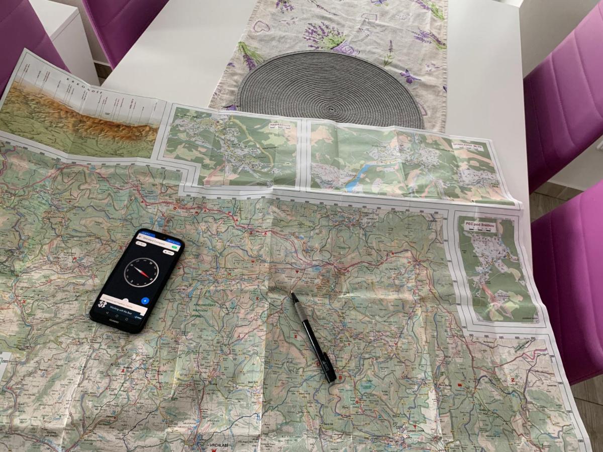 Apartmány Na Rozcestí Lomnice nad Popelkou Esterno foto