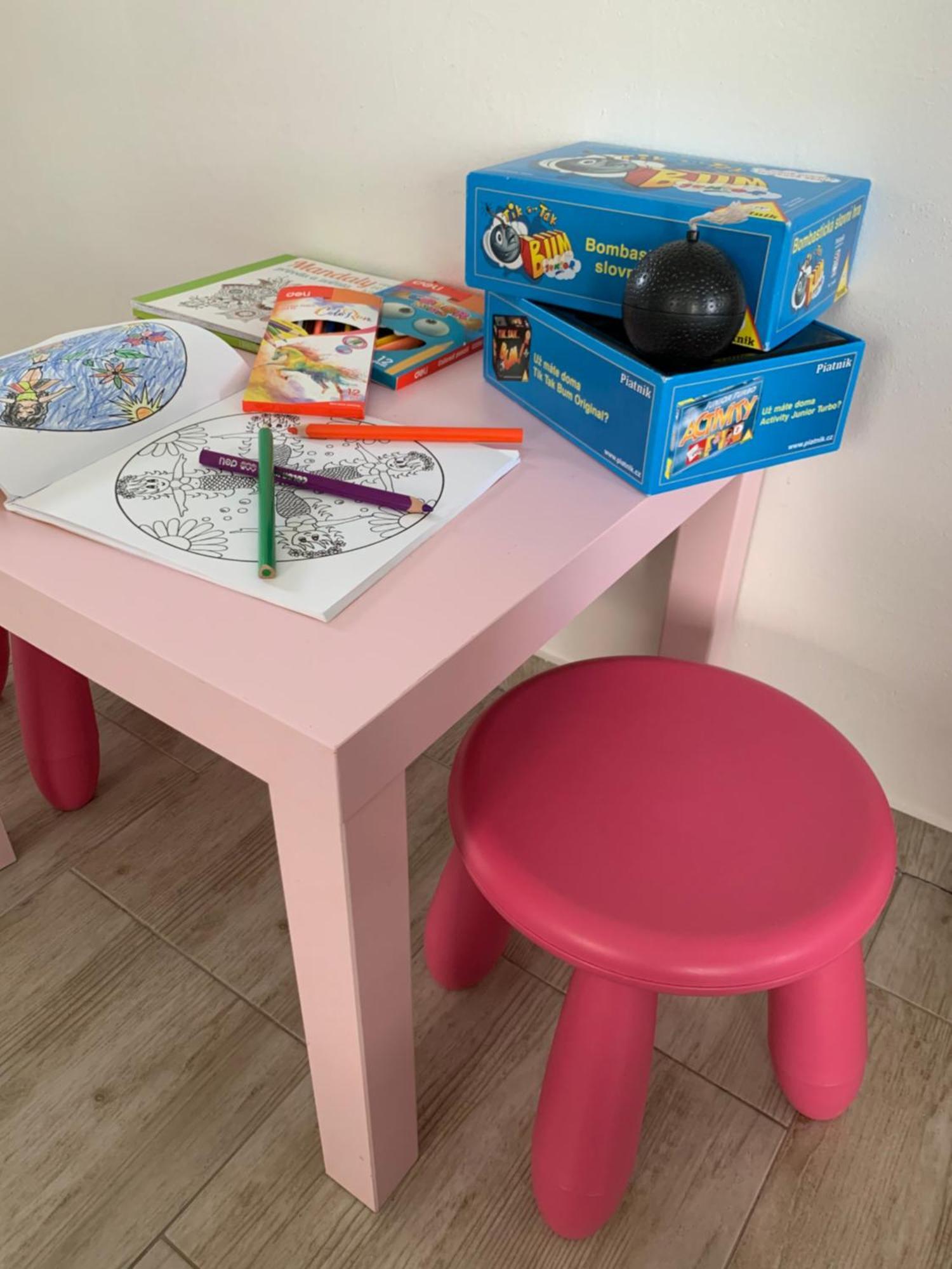 Apartmány Na Rozcestí Lomnice nad Popelkou Esterno foto